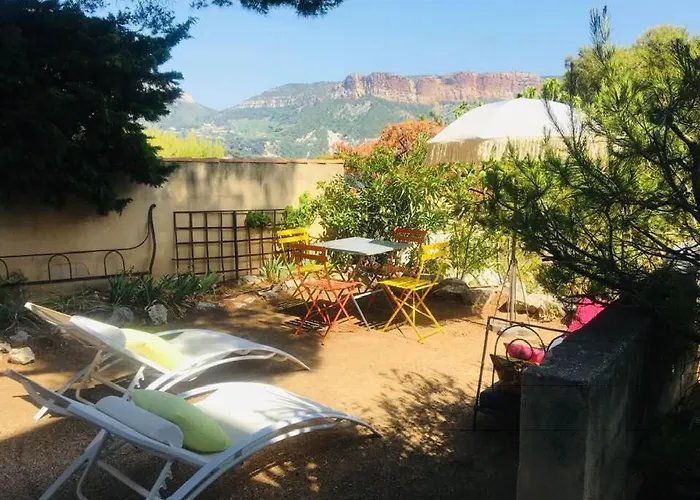 Bas De Villa, 90 M2, Terrasse, Jardin Apartmán